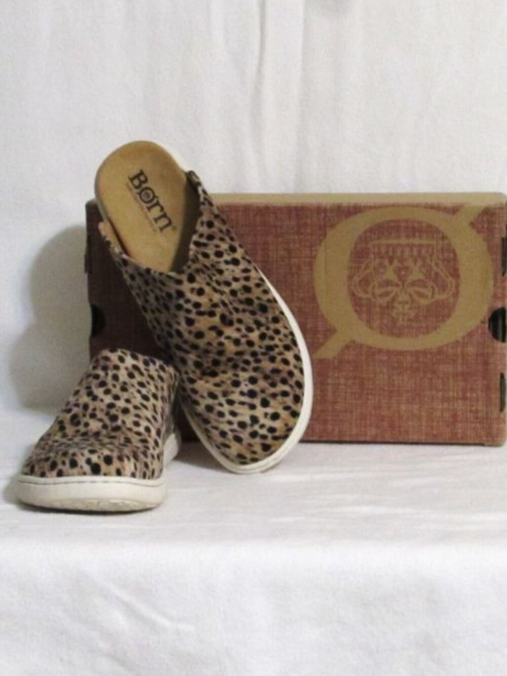 Womens Ladies BORN Leopard Pattern Velvet Sport Slides Clogs Shoes 9 M Orig $140